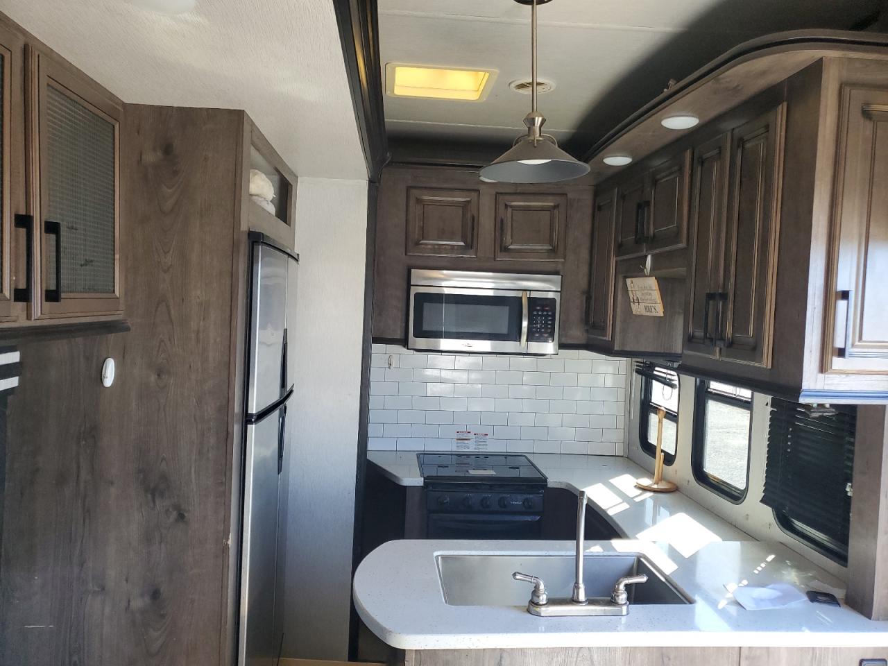 Lot #3263741702 2019 HEART LAND GATEWAY 32