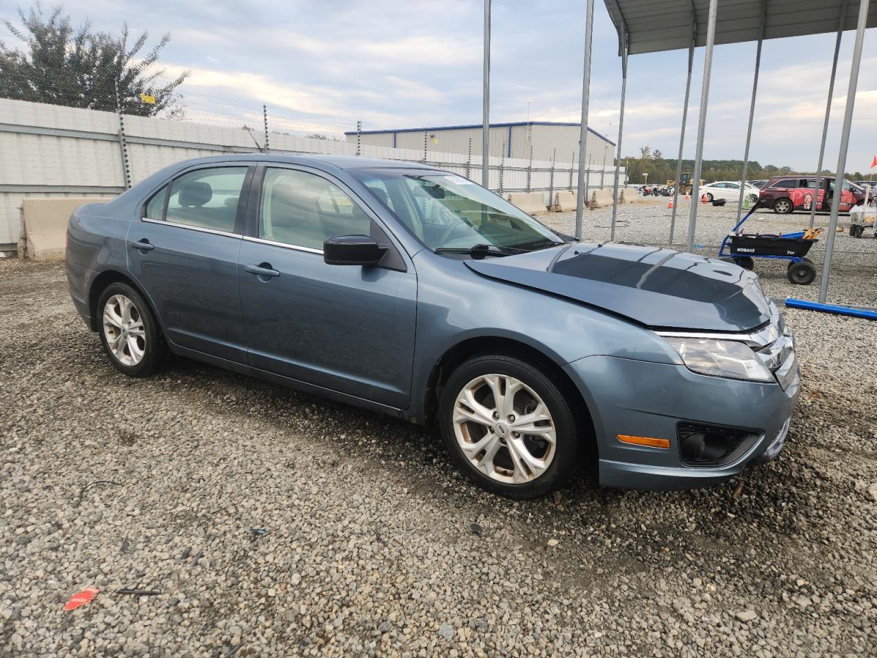 FORD FUSION SE