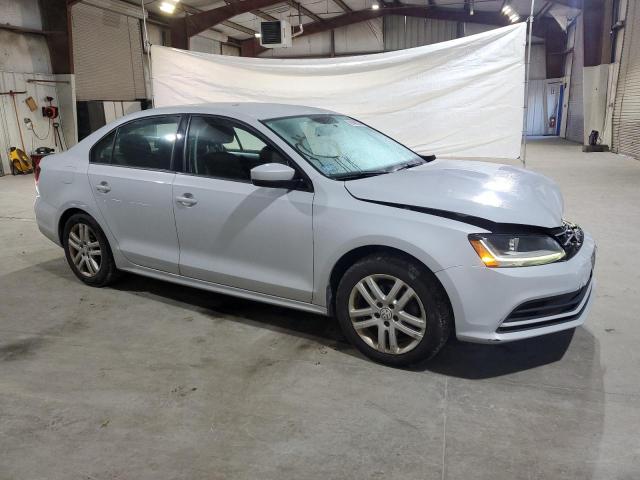 2018 VOLKSWAGEN JETTA S 3VW2B7AJ1JM258848