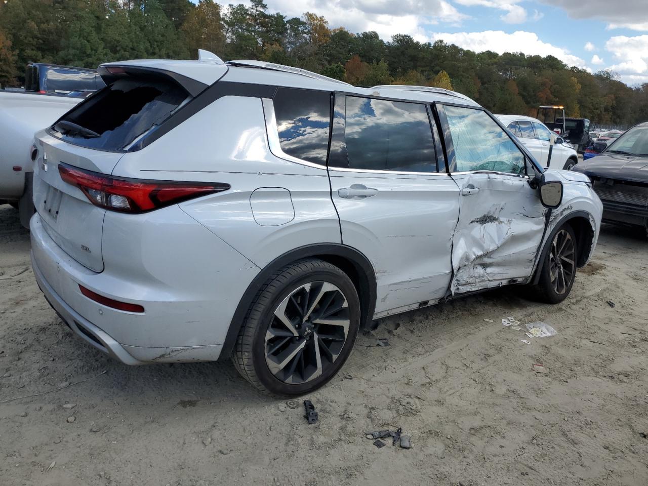 MITSUBISHI OUTLANDER SEL