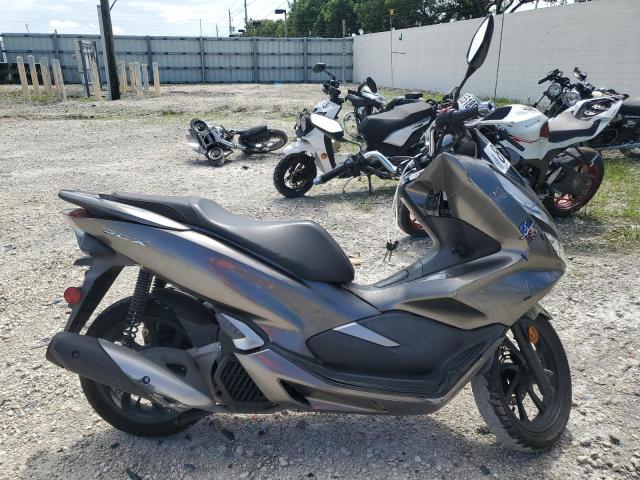 Global Auto Auctions: 2019 HONDA WW150