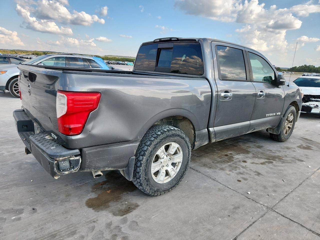 NISSAN TITAN PLATINUM RESERVE
