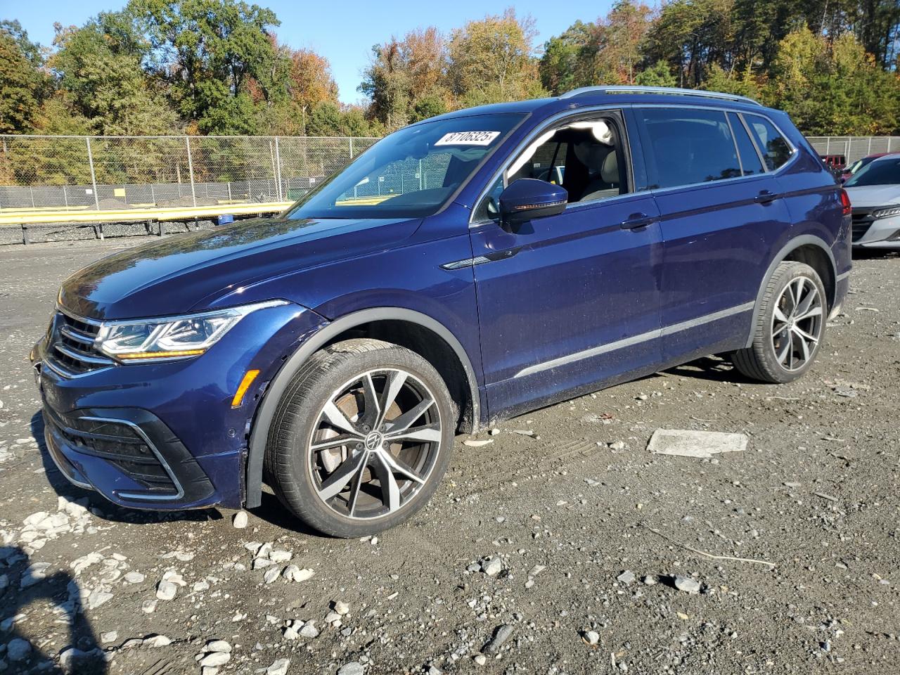 VOLKSWAGEN TIGUAN SEL R-LINE BLACK