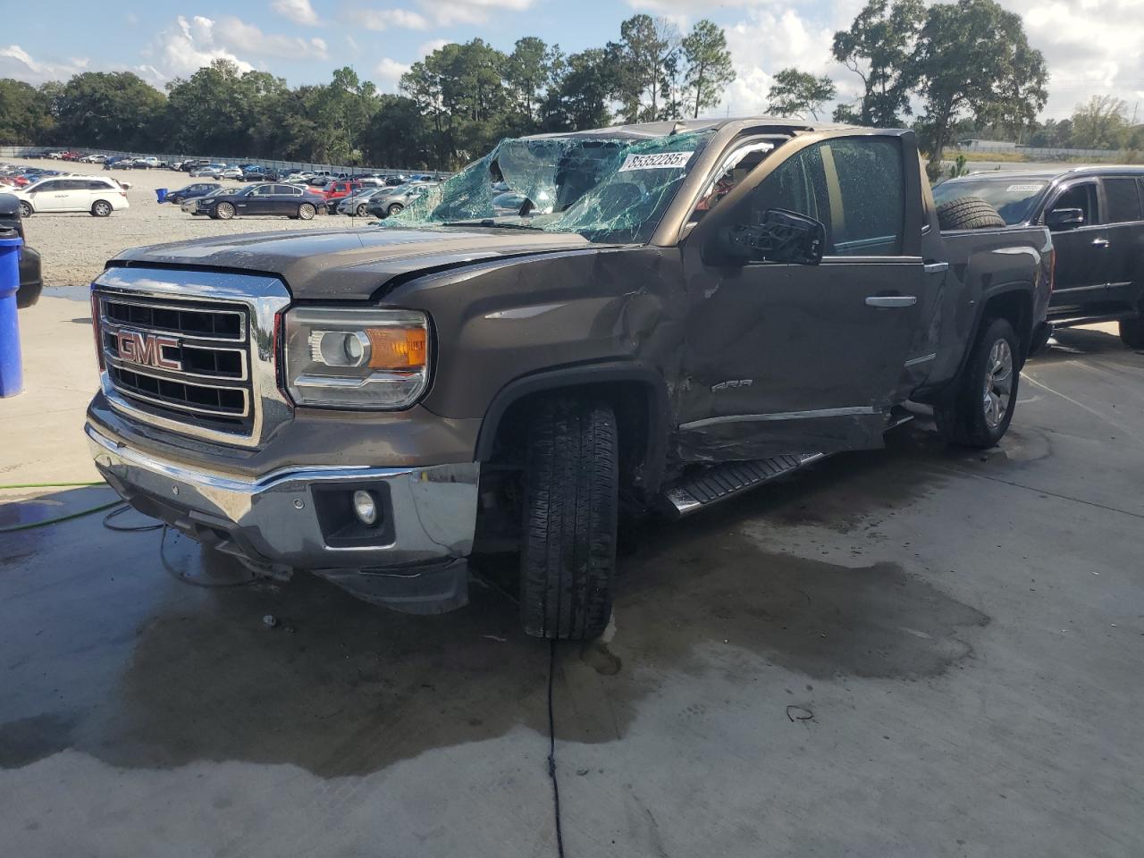 GMC SIERRA C1500 SLT