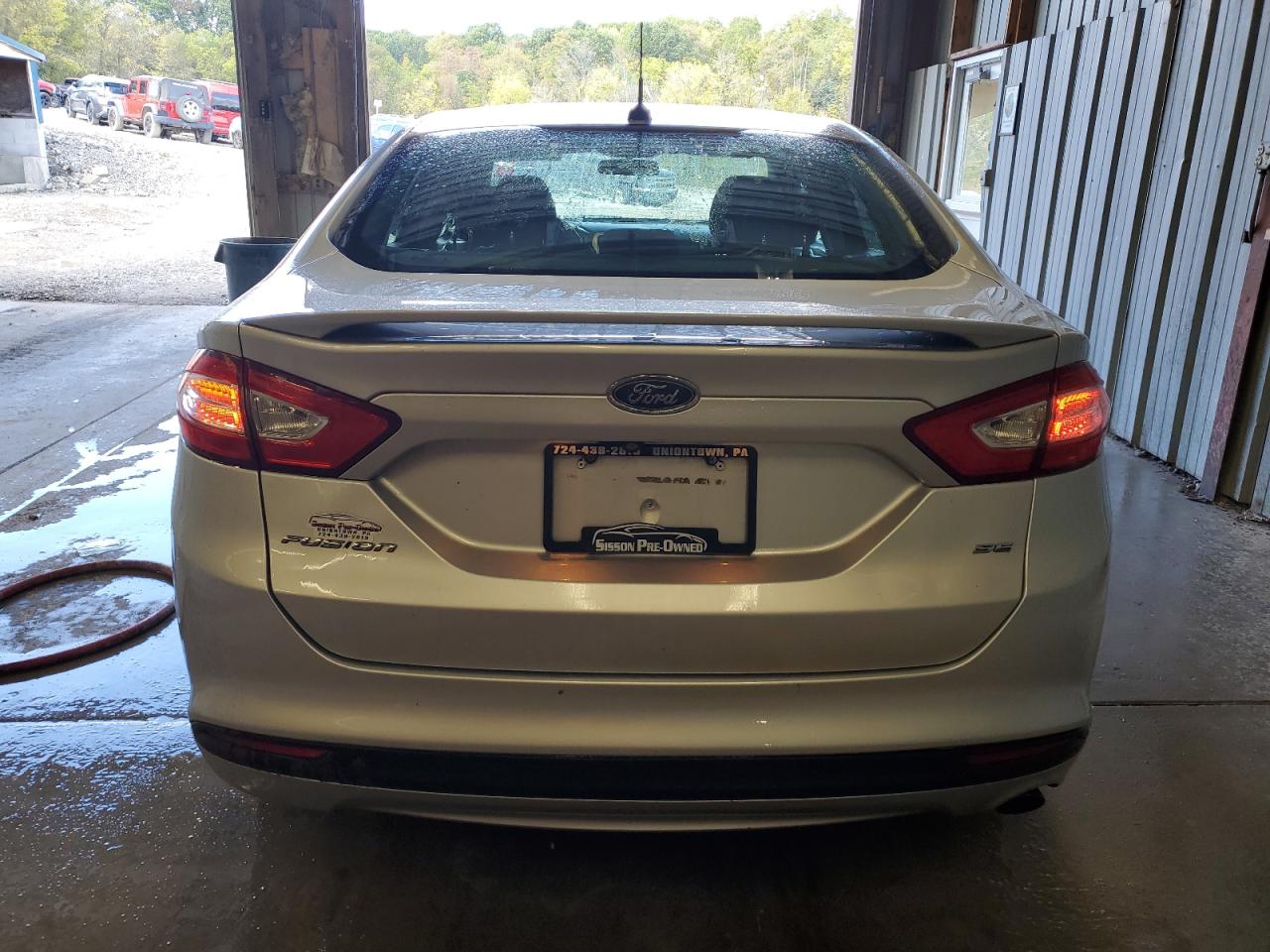 FORD FUSION SE