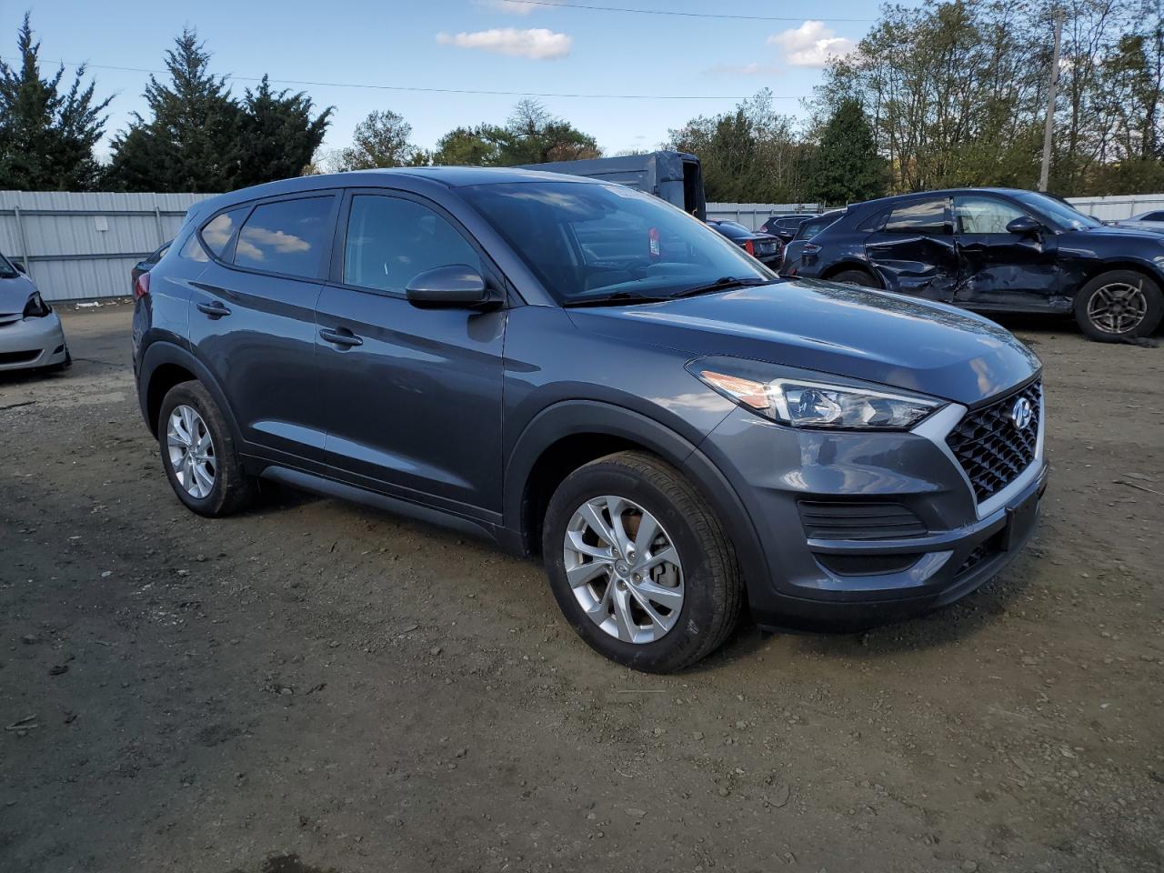 HYUNDAI TUCSON SE