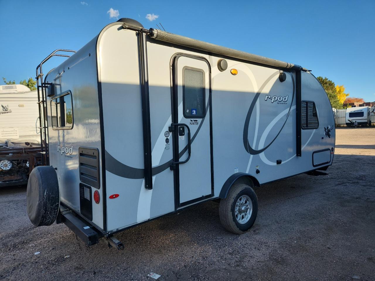 Lot #3278978113 2020 WILDWOOD R-POD