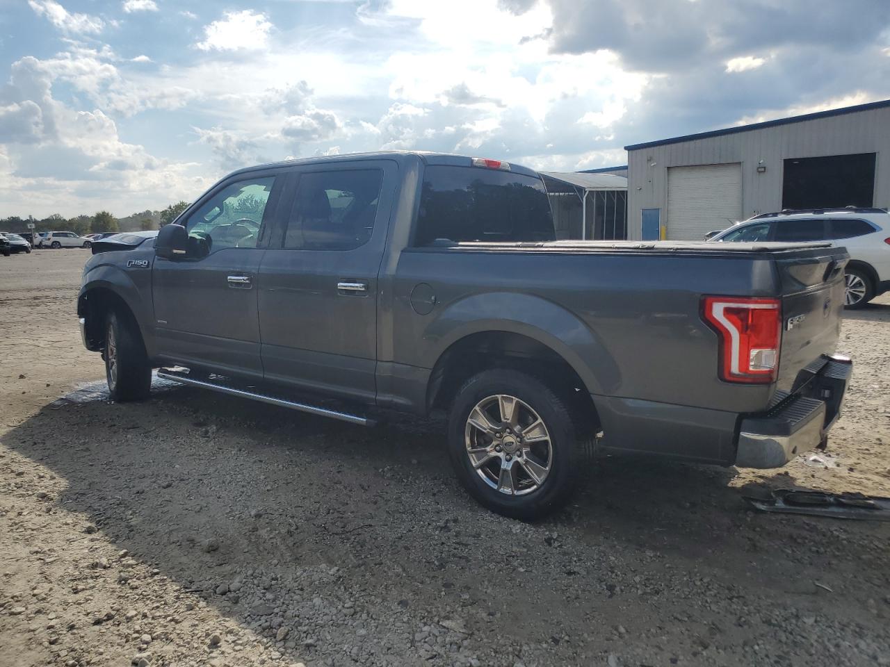 FORD F-150 SUPERCREW
