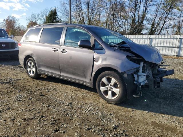 2011 TOYOTA SIENNA LE - 5TDKK3DC8BS012048