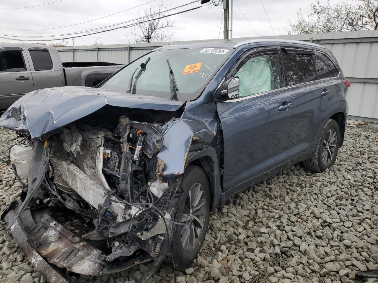 TOYOTA HIGHLANDER SE