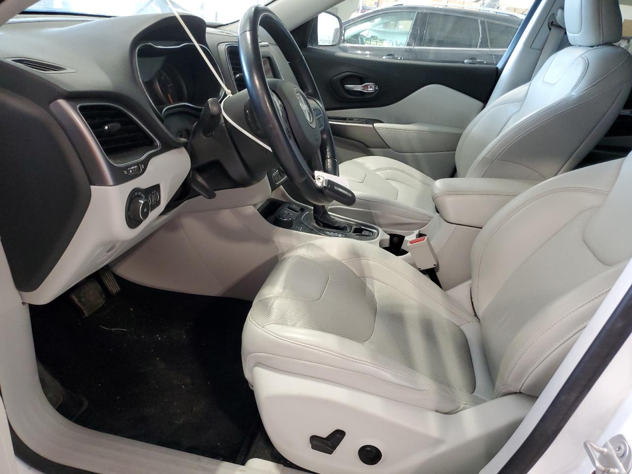 JEEP GRAND CHEROKEE LATITUDE LUX