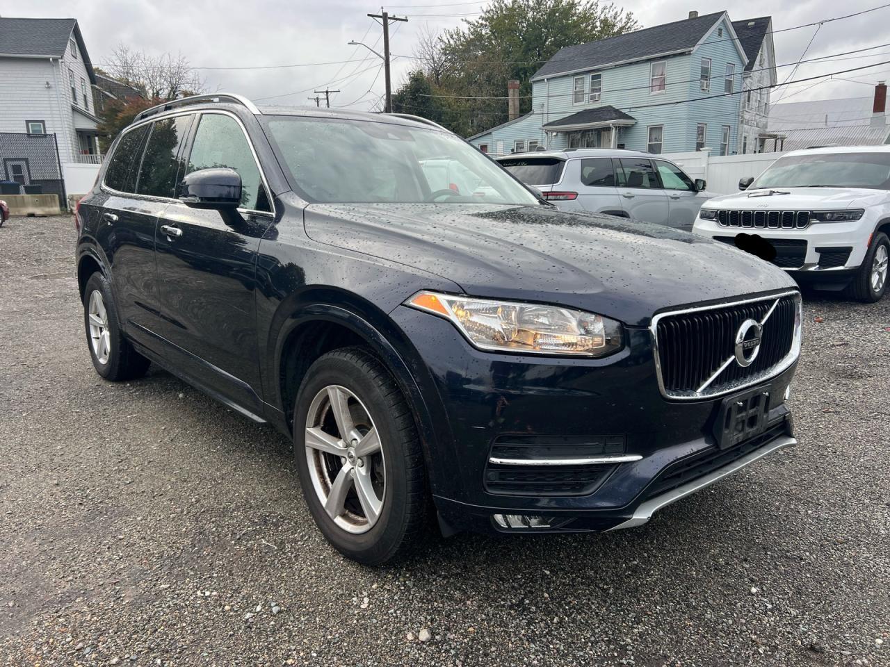 VOLVO XC90 T5