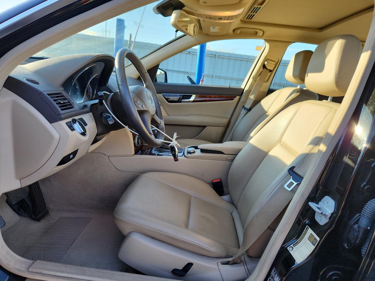 MERCEDES-BENZ C-CLASS 300 4MATIC