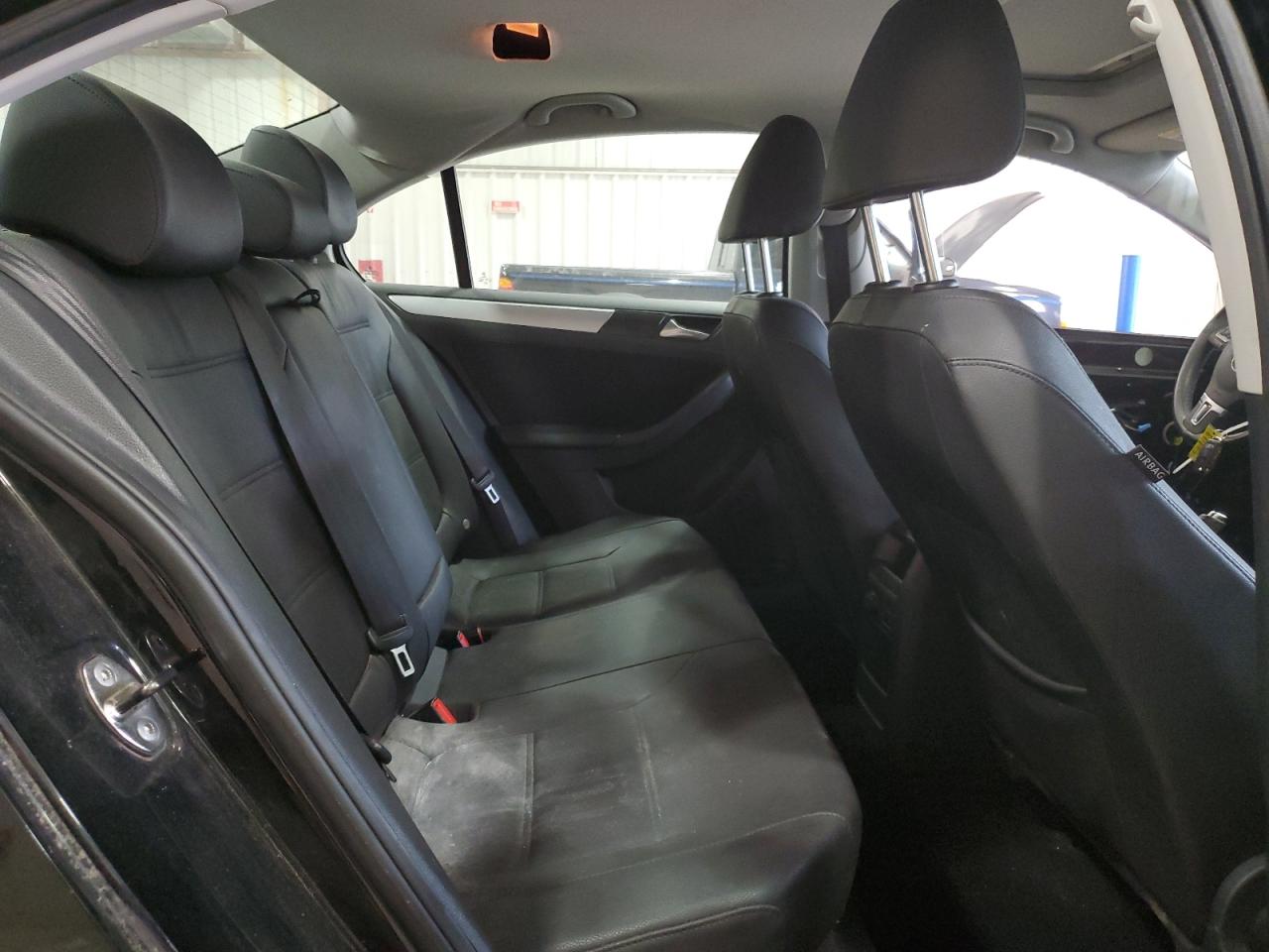 VOLKSWAGEN JETTA TDI