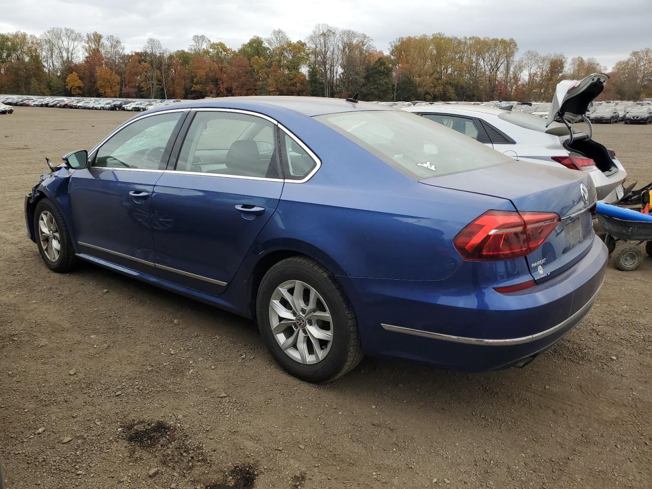 VOLKSWAGEN PASSAT S