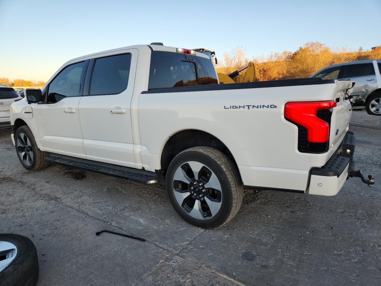 FORD F-150 LIGHTNING PRO