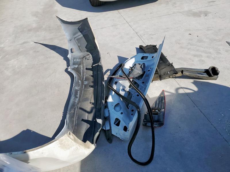 2017 TOYOTA COROLLA L 5YFBURHEXHP706718