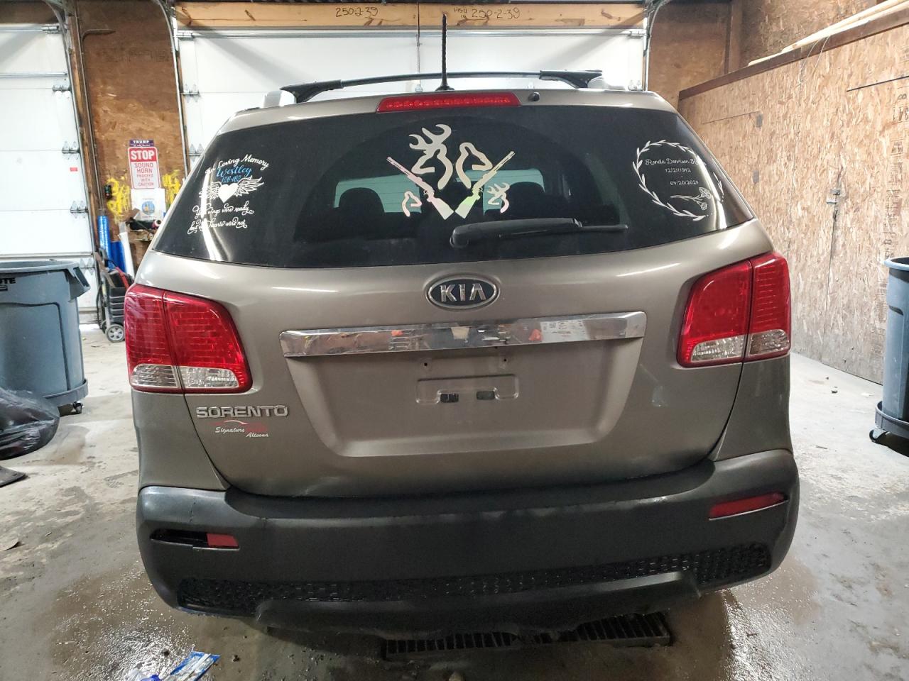 KIA SORENTO BASE