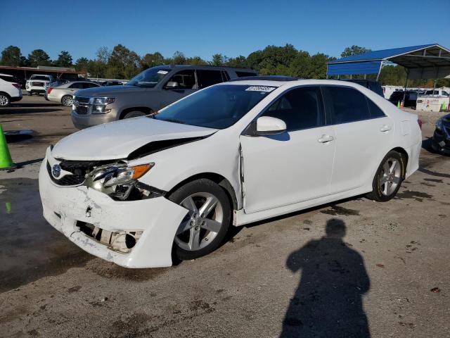 Global Auto Auctions: 2014 TOYOTA CAMRY L