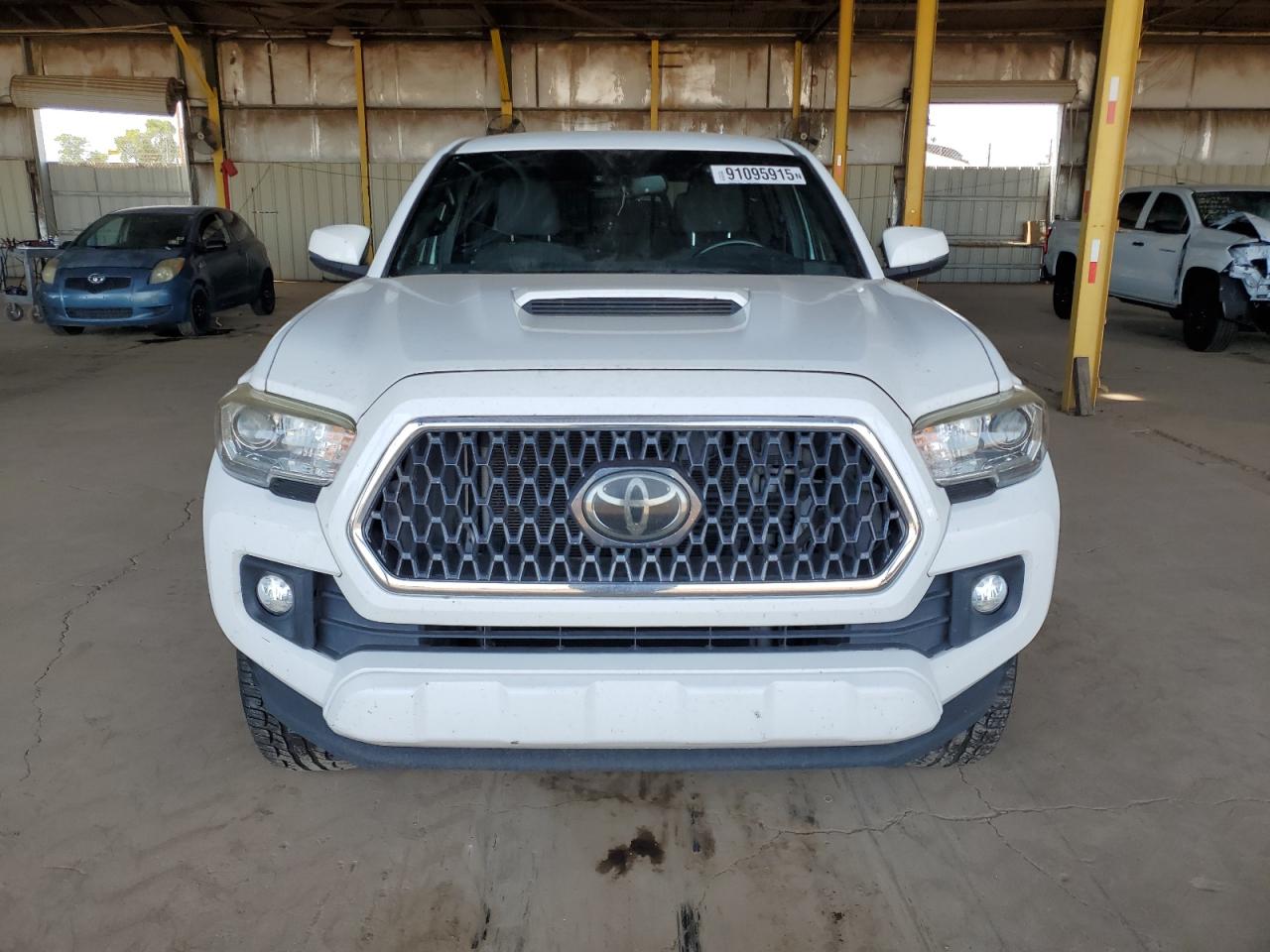 Lot #3311799186 2019 TOYOTA TACOMA DOU