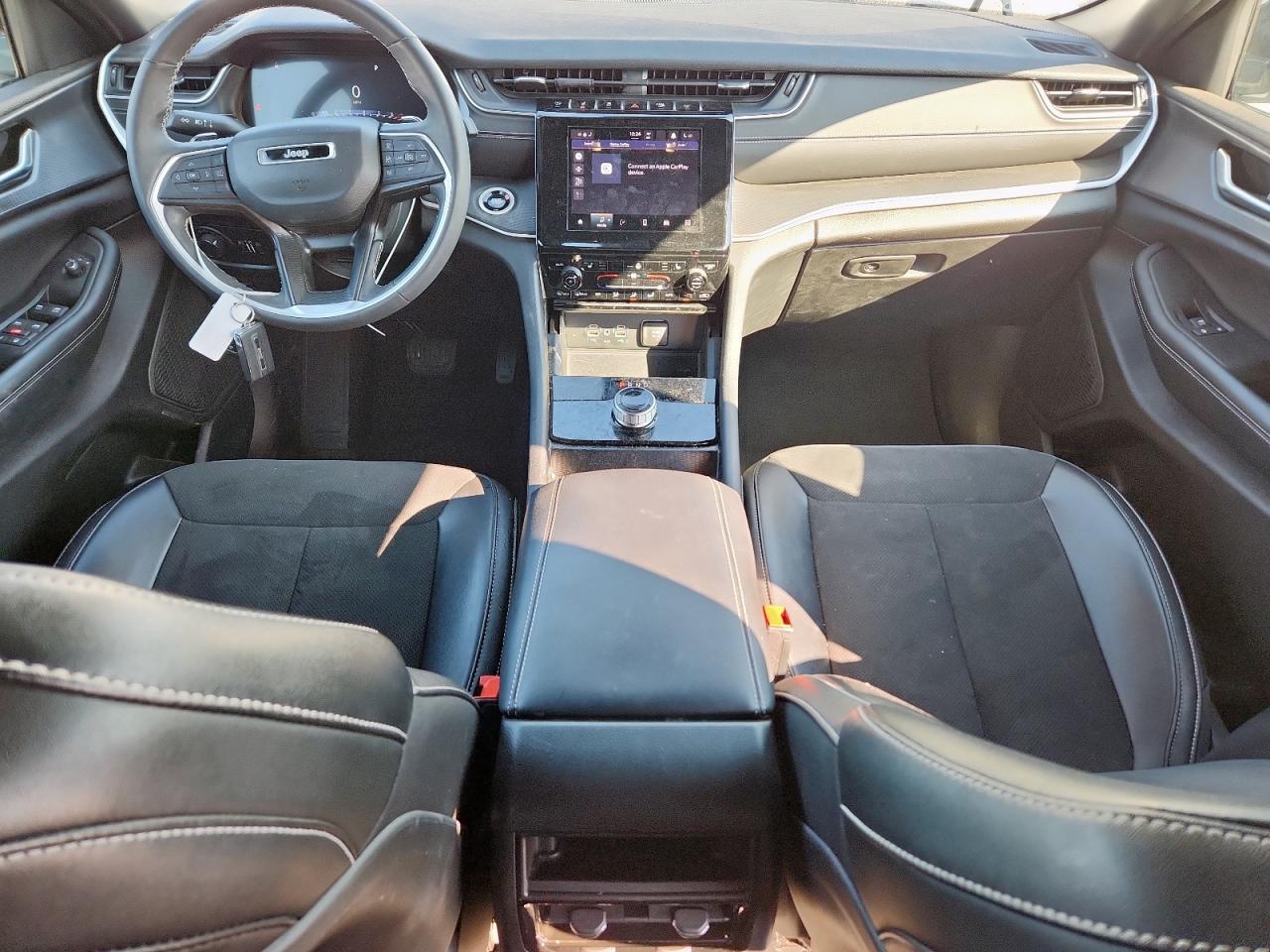 JEEP GRAND CHEROKEE LAREDO