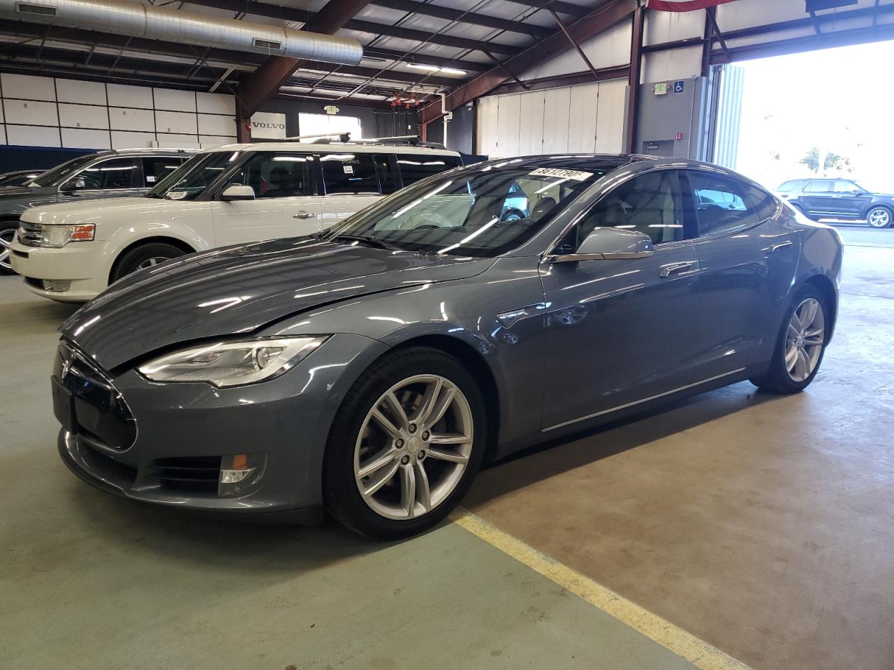TESLA MODEL S
