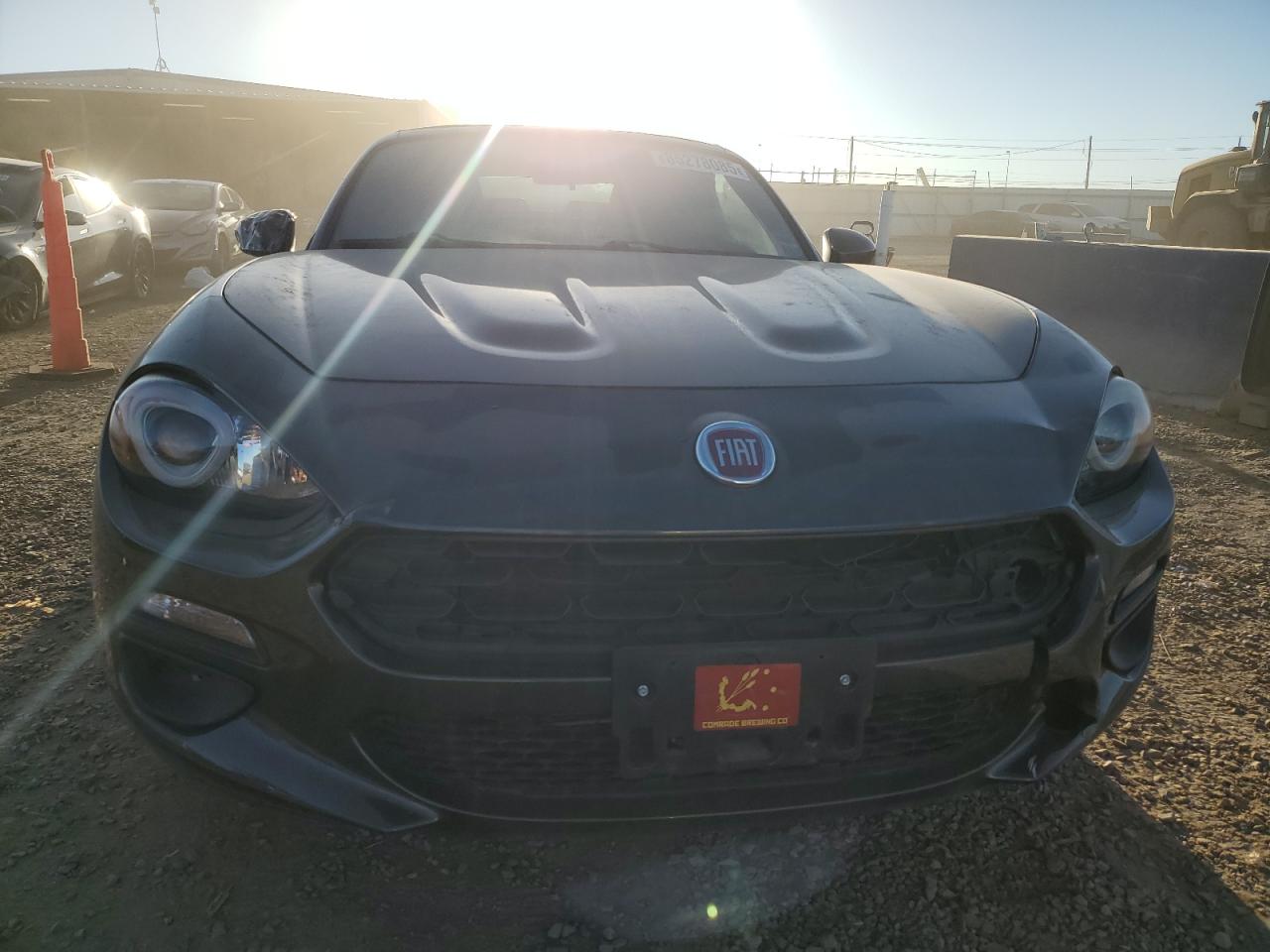 Lot #3302084131 2018 FIAT 124 SPIDER CLASSICA