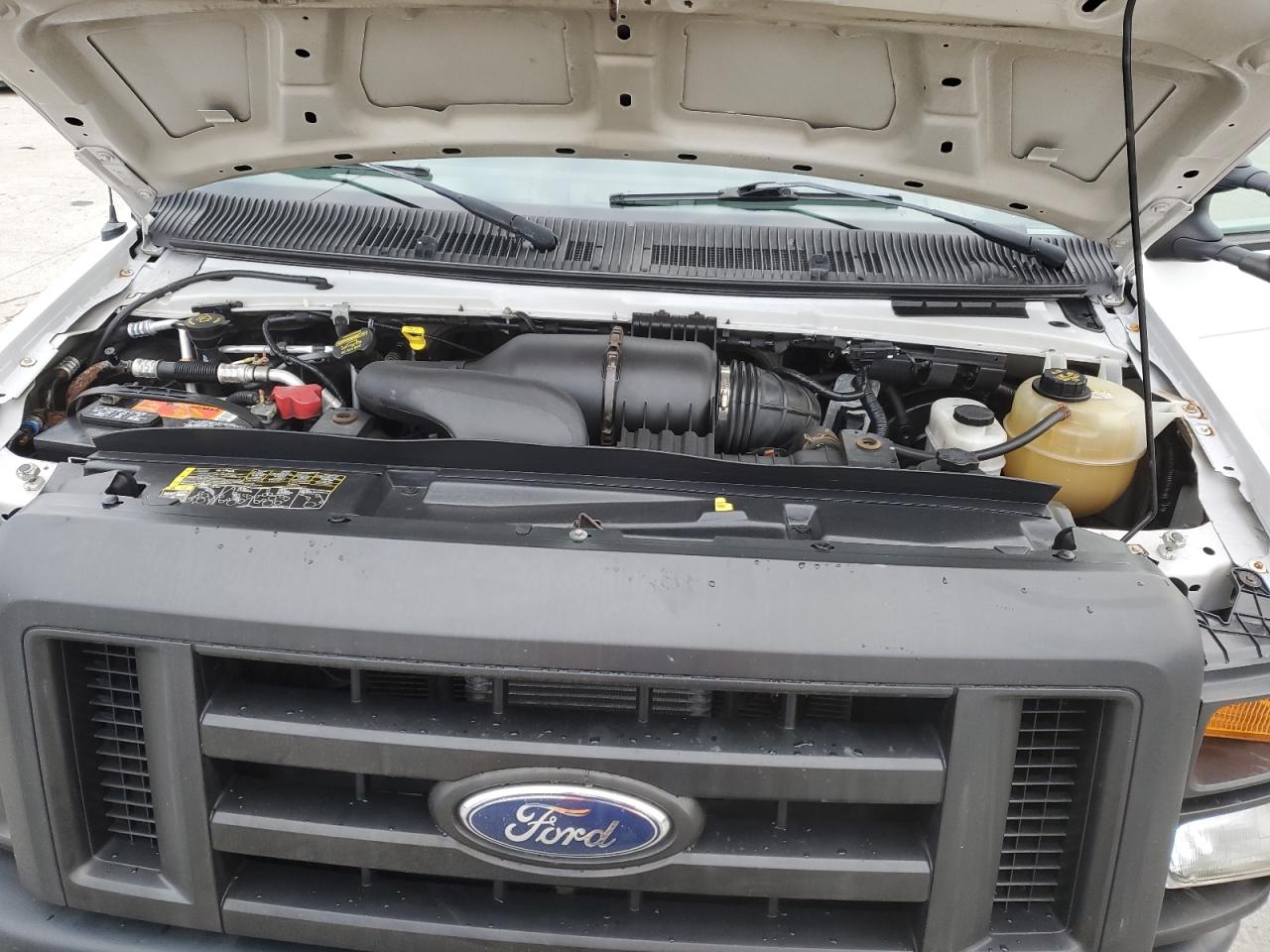 FORD ECONOLINE E150 VAN