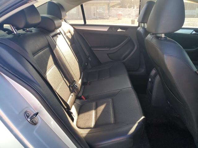 2013 VOLKSWAGEN JETTA SE - 3VWDX7AJ3DM426620