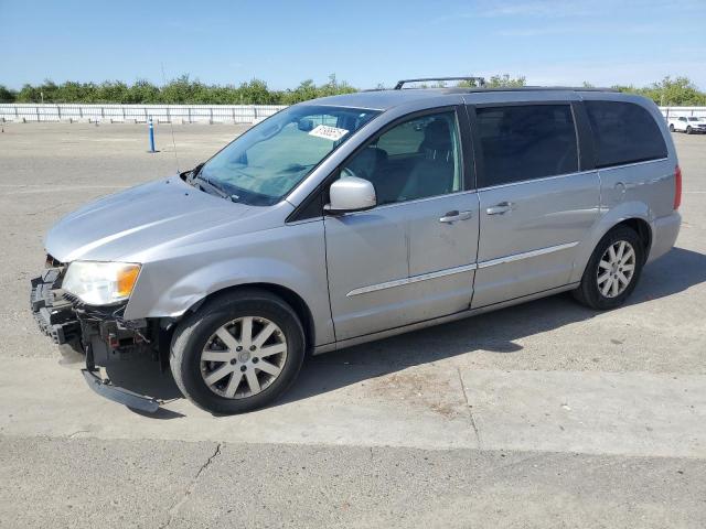 2015 CHRYSLER TOWN & COU - 2C4RC1BG5FR561212