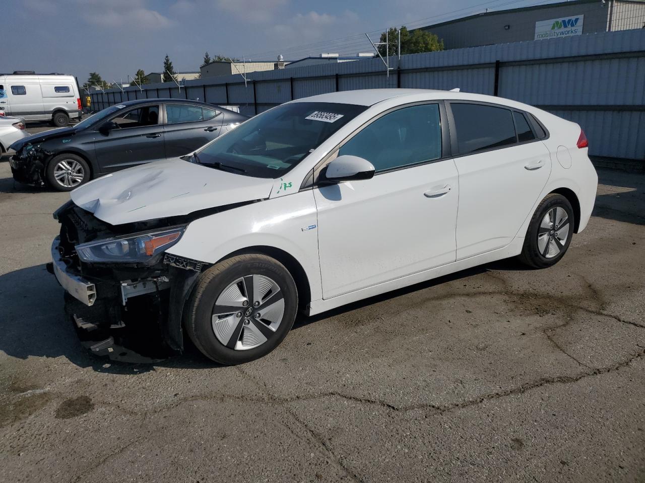 HYUNDAI IONIQ BLUE