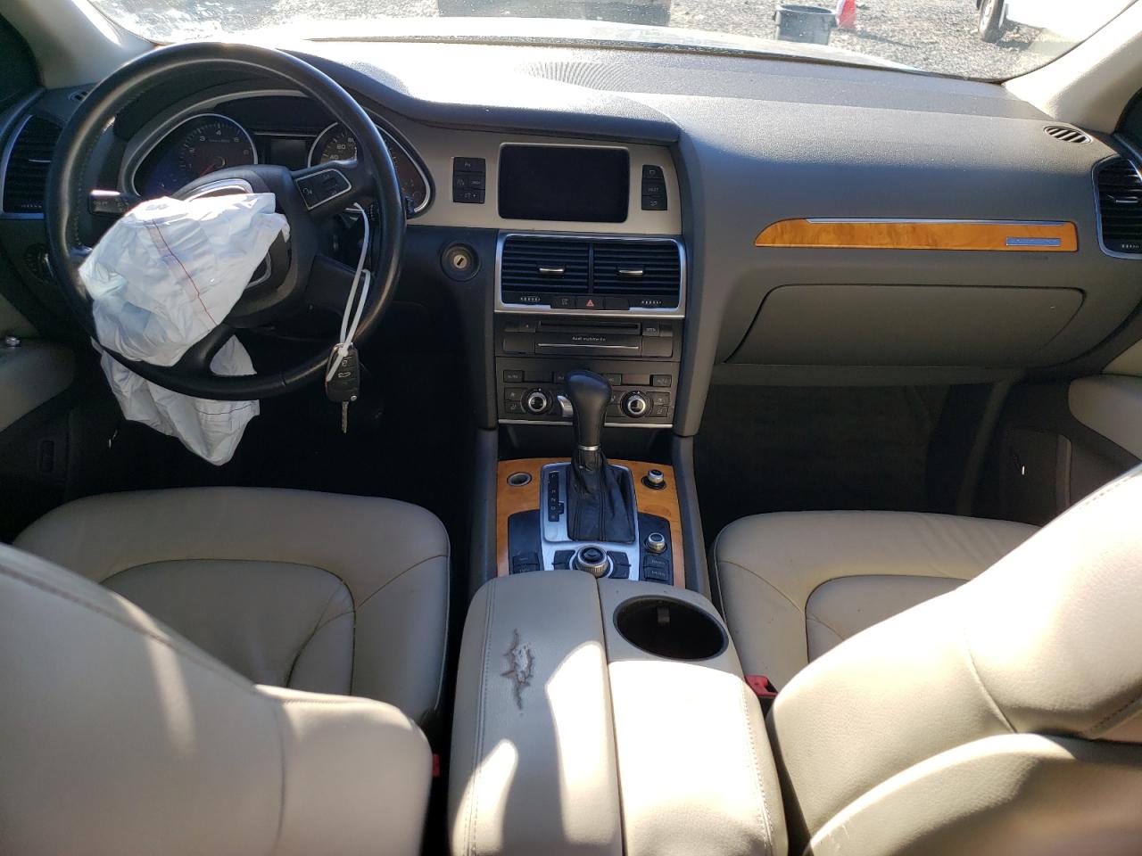 AUDI Q7 PREMIUM PLUS