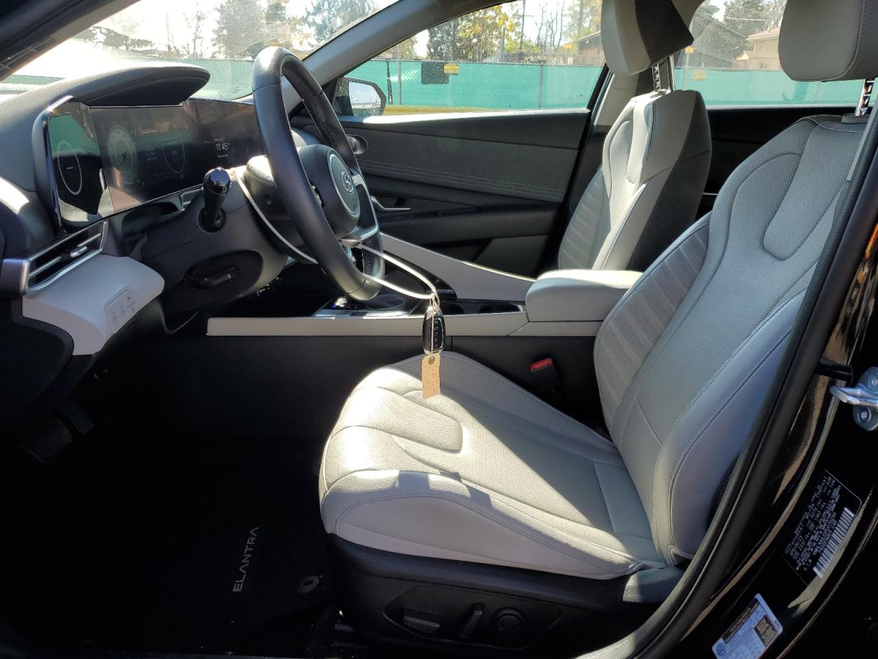 HYUNDAI ELANTRA LIMITED