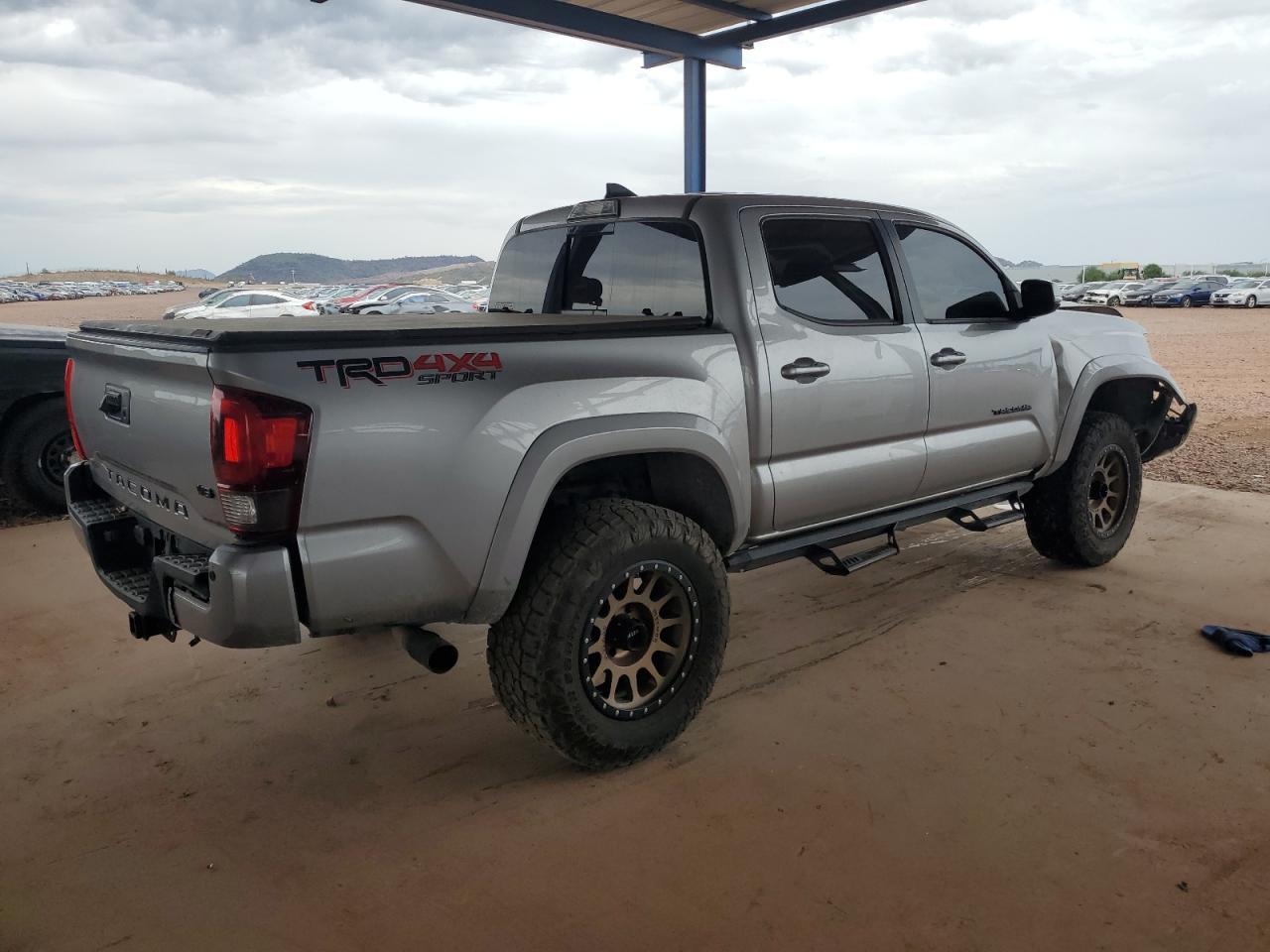 TOYOTA TACOMA DOUBLE CAB