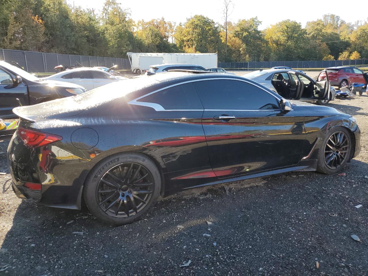 INFINITI Q60 RED SPORT 400