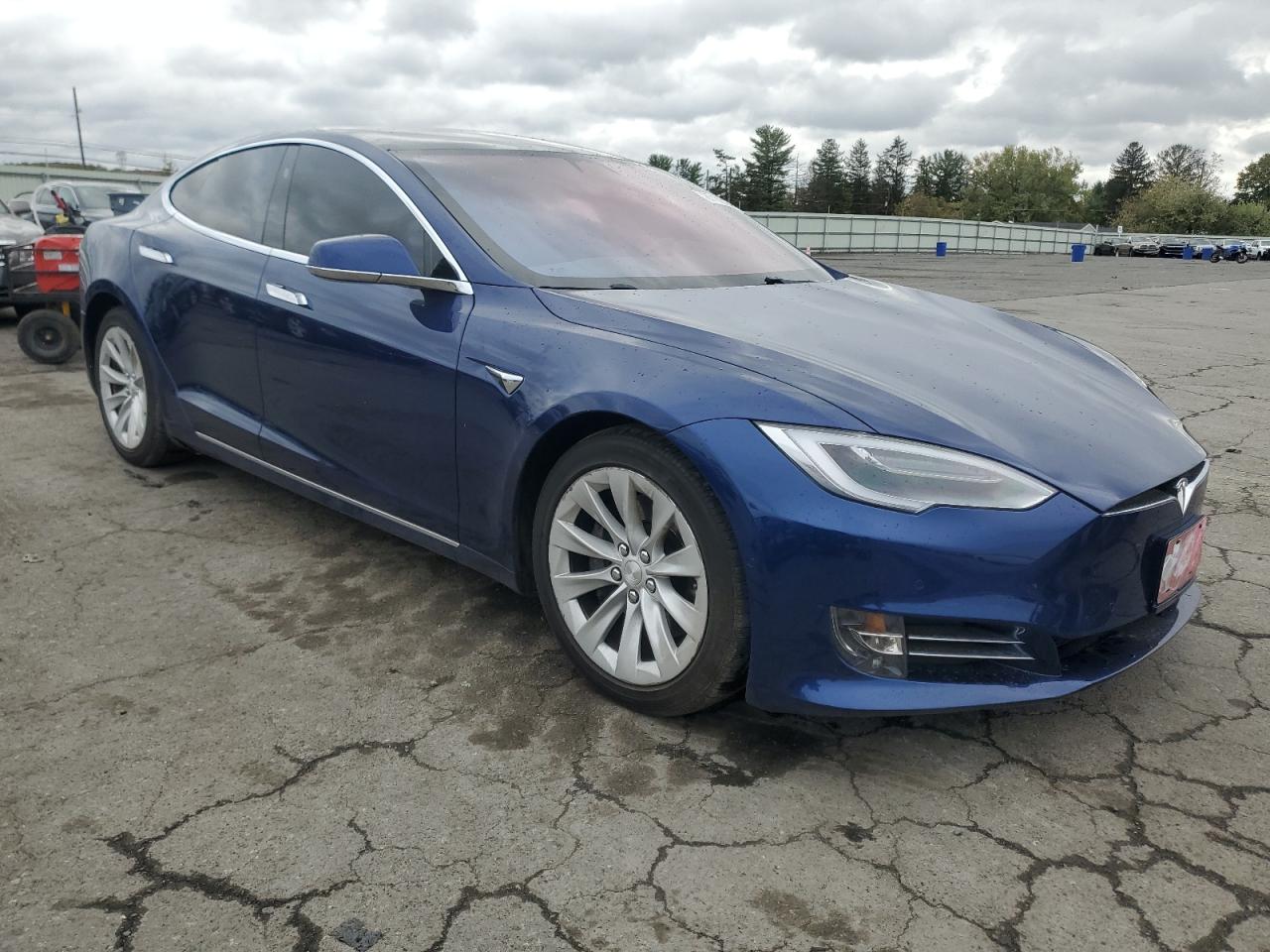TESLA MODEL S