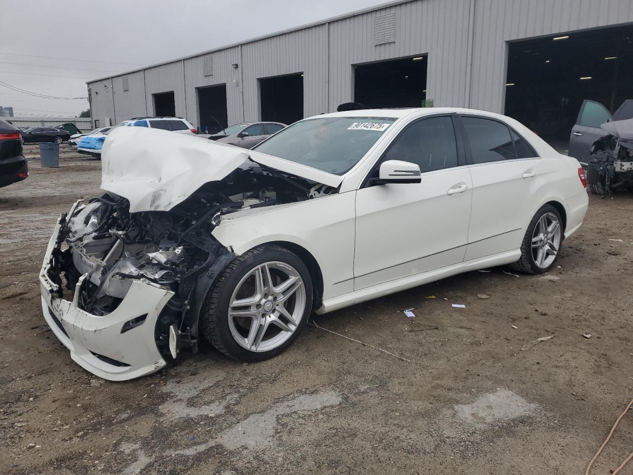 MERCEDES-BENZ E-CLASS 350