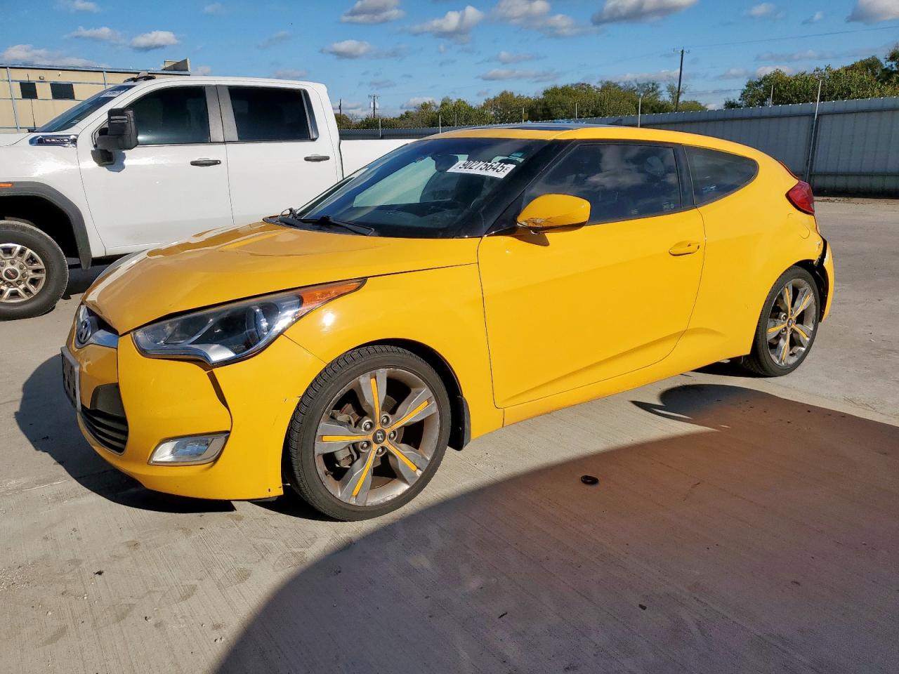 HYUNDAI VELOSTER