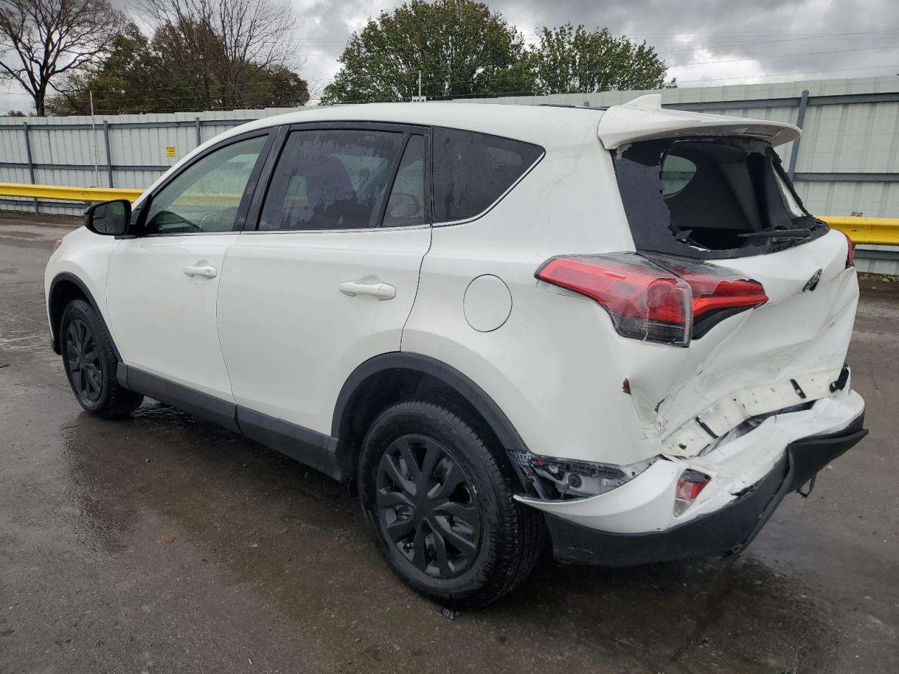TOYOTA RAV4 LE