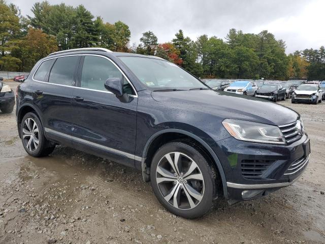 2017 VOLKSWAGEN TOUAREG WO WVGRF7BP9HD005058