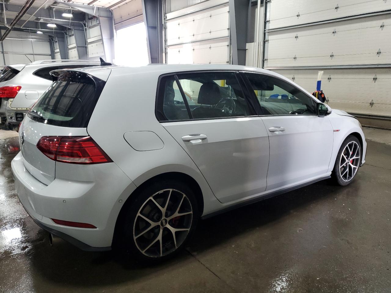 VOLKSWAGEN GOLF GTI S/SE