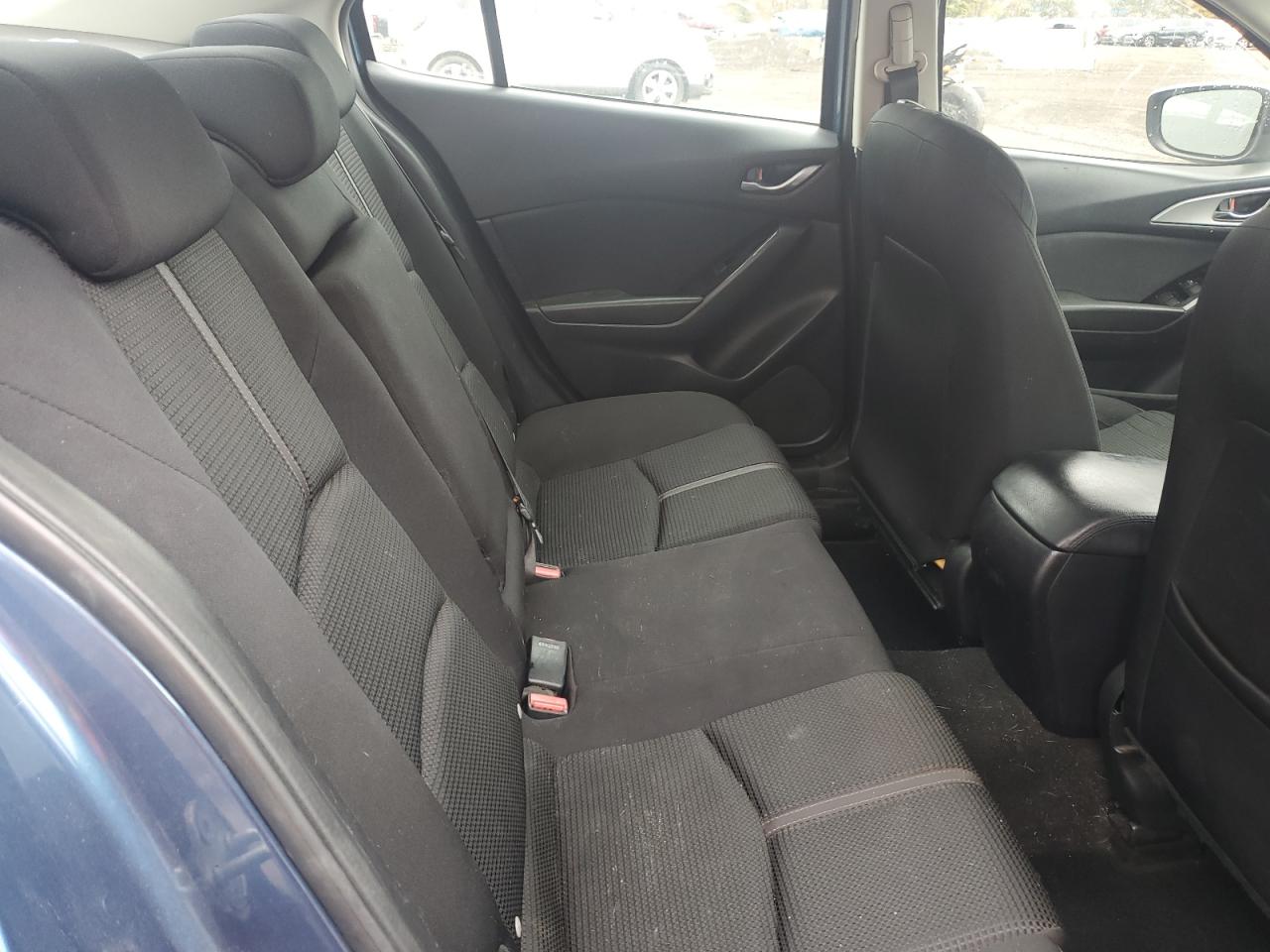 Lot #3304515460 2017 MAZDA 3 SPORT