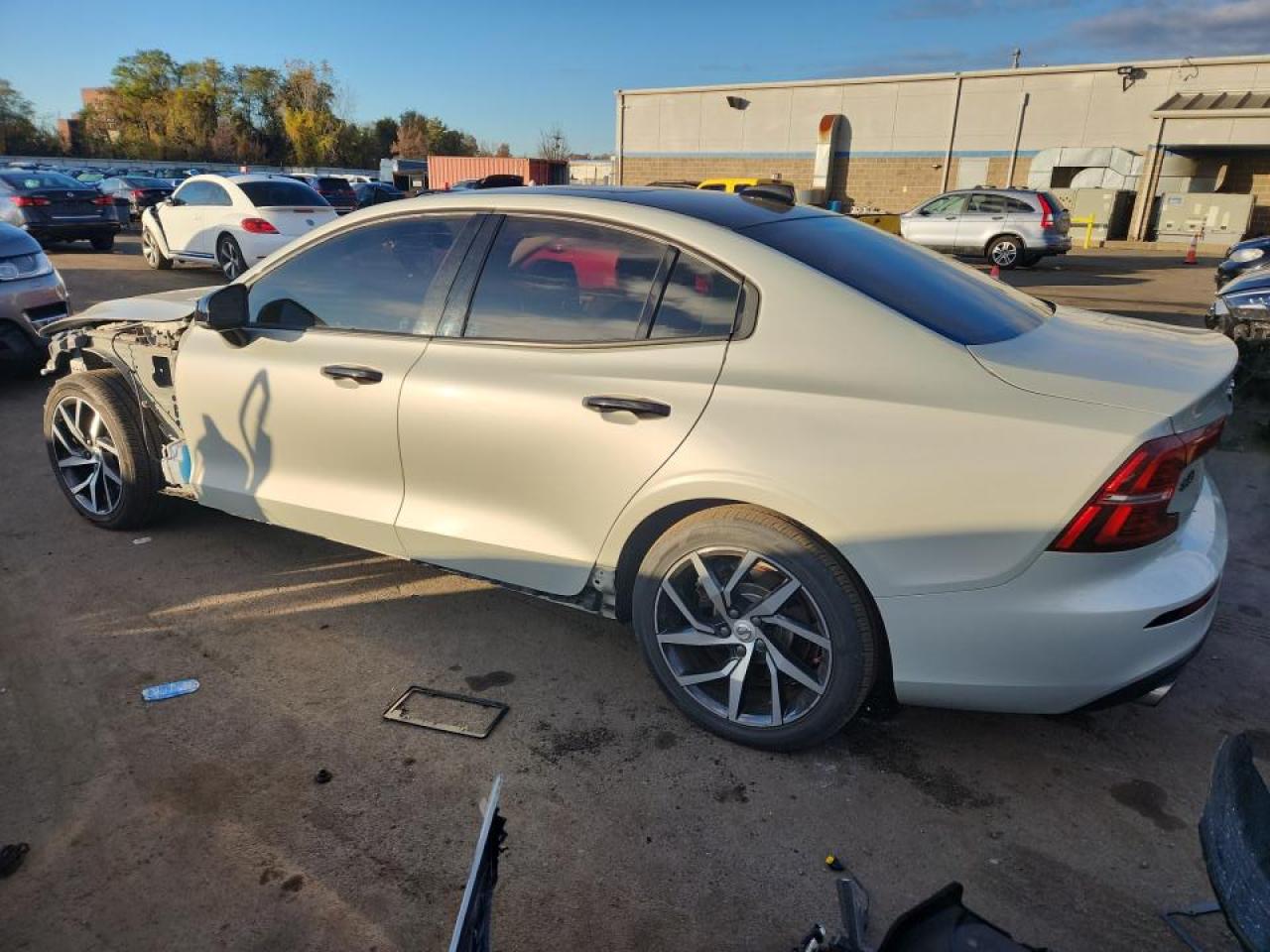 VOLVO S60 T6 MOMENTUM