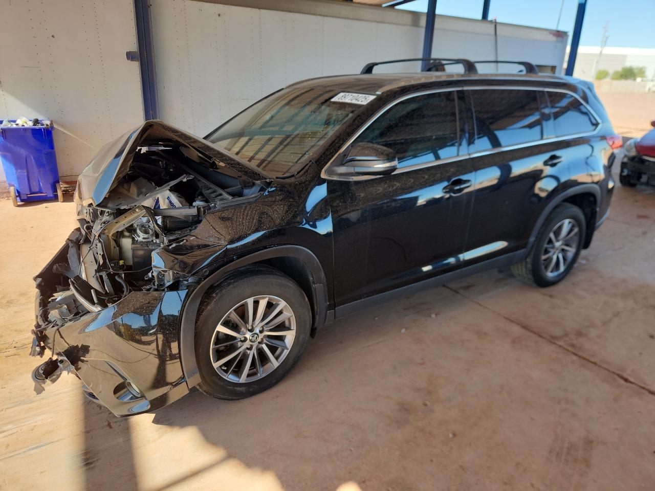 TOYOTA HIGHLANDER SE