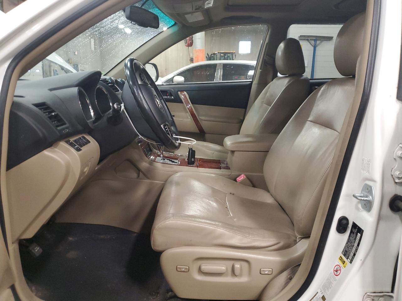 TOYOTA HIGHLANDER HYBRID LIMITED