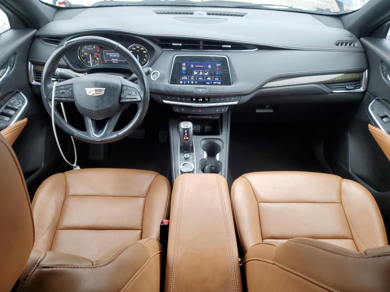 CADILLAC XT4 PREMIUM LUXURY