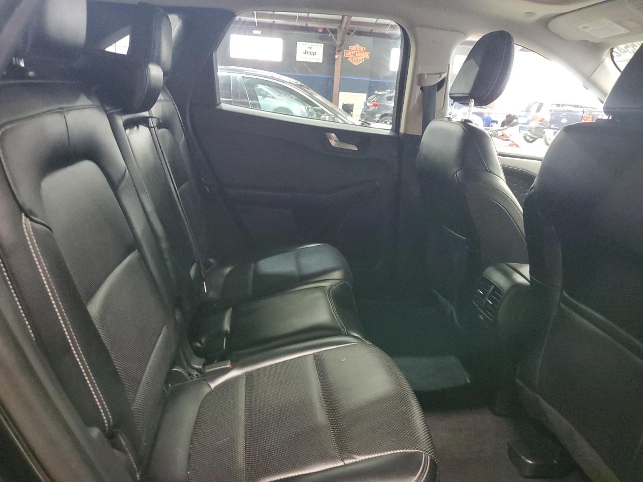 FORD ESCAPE SE SPORT