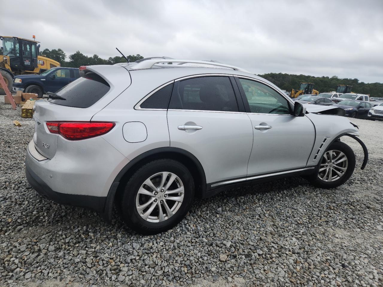 INFINITI FX37