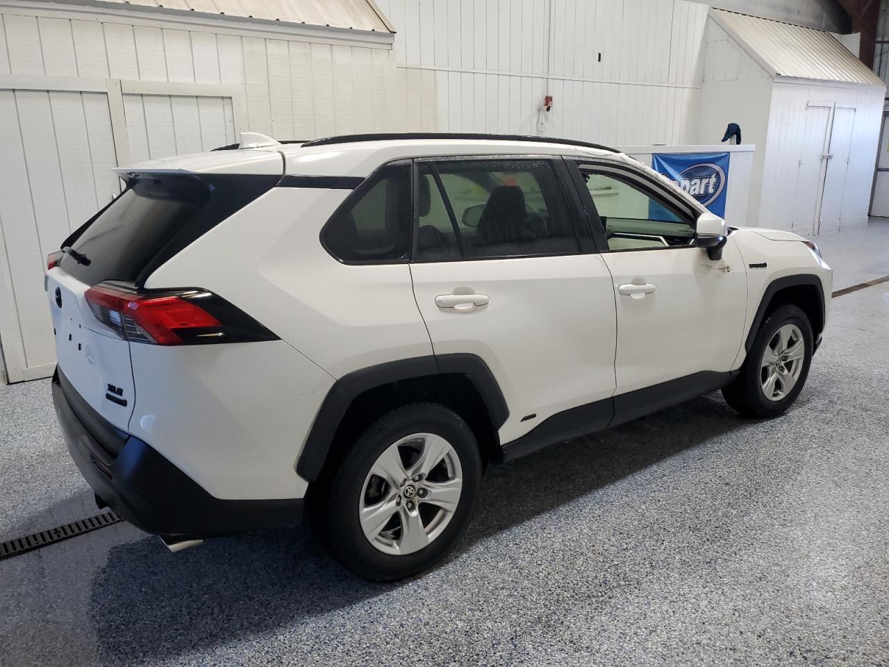 TOYOTA RAV4 XLE