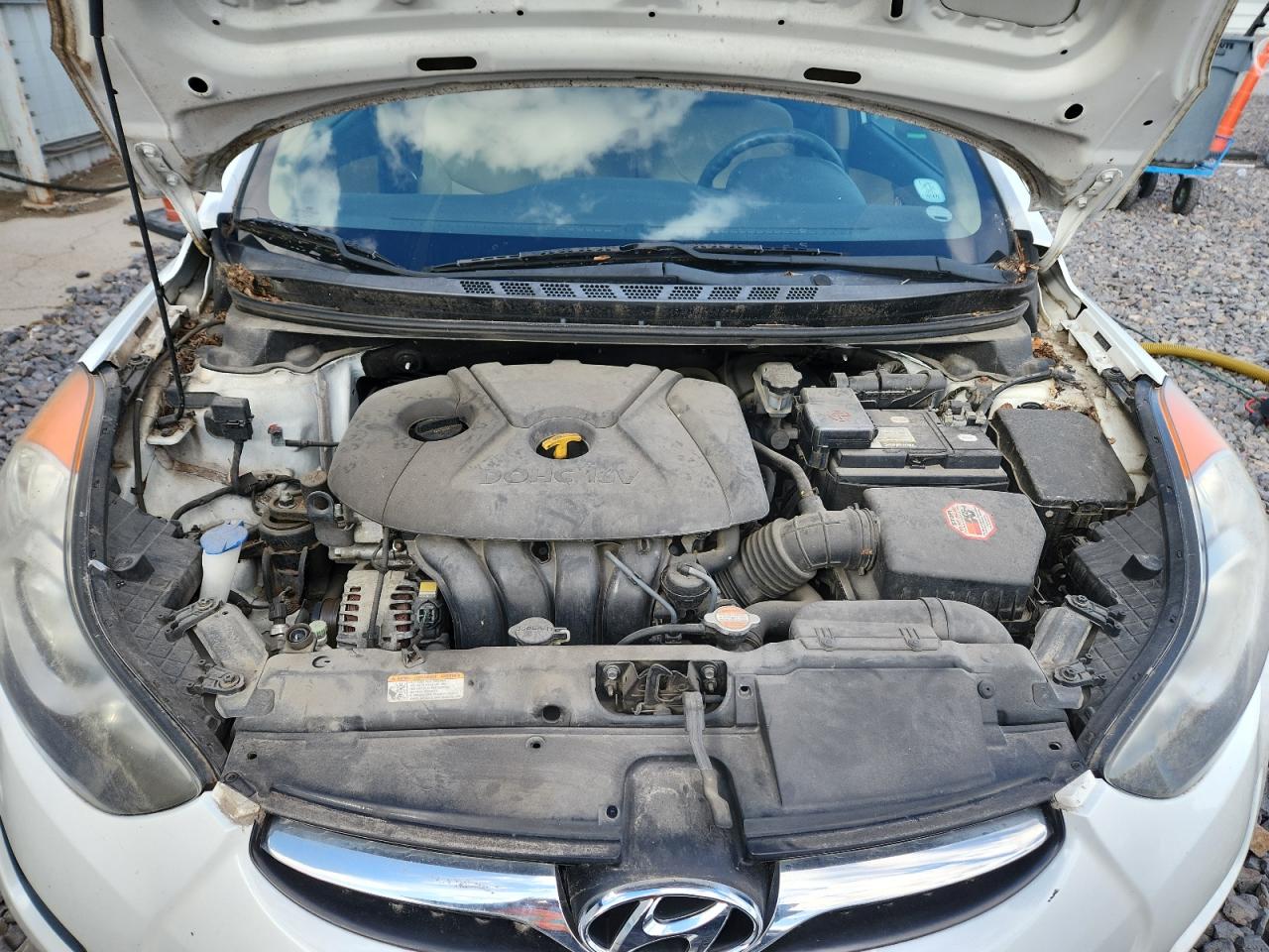 HYUNDAI ELANTRA GLS